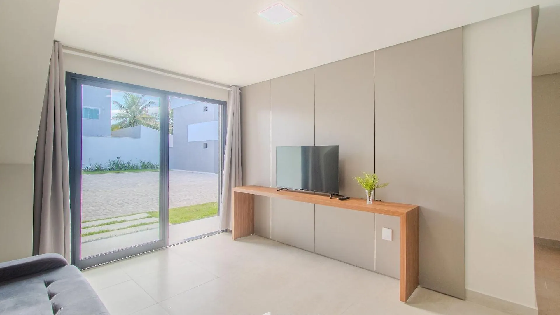Apartamentos Com Piscina A 700M Da Praia De Taperapuan Nvm Porto Seguro