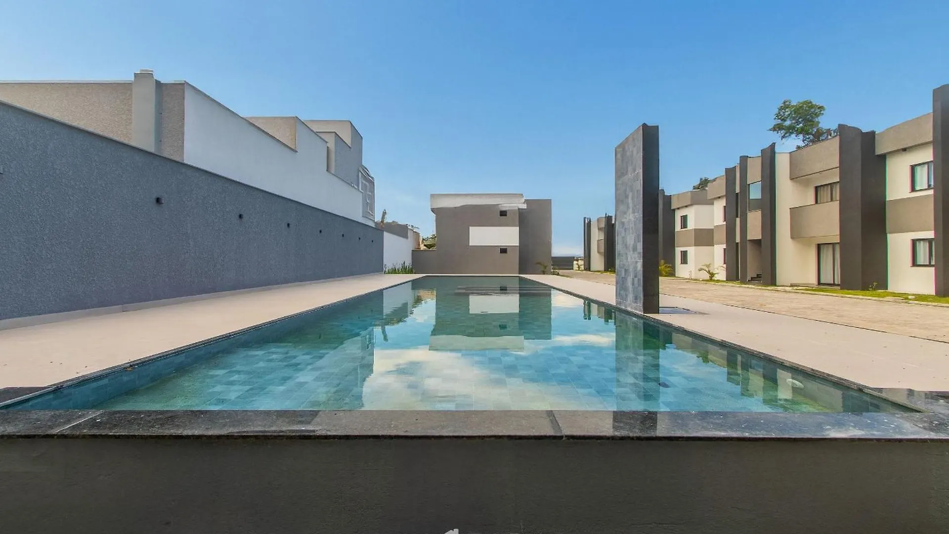 Apartamentos Com Piscina A 700M Da Praia De Taperapuan Nvm Porto Seguro
