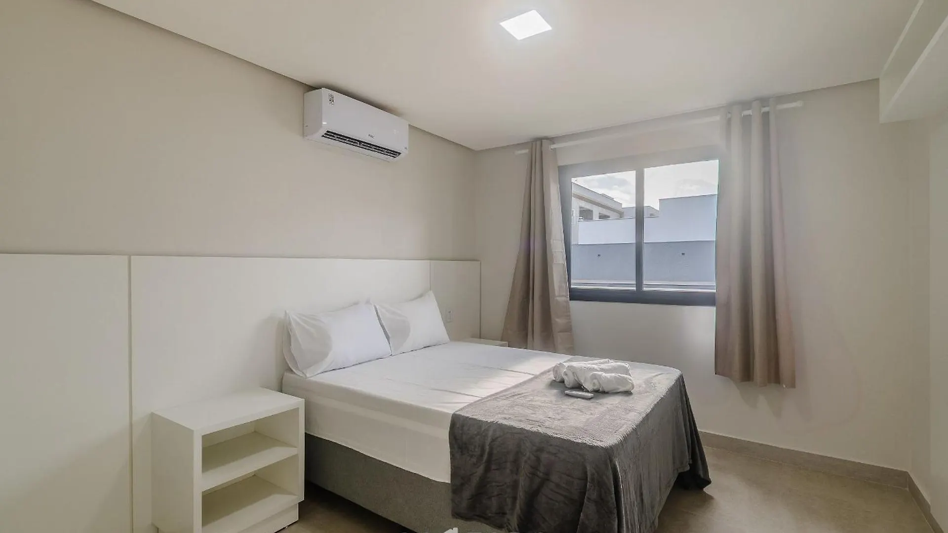 Apartamentos Com Piscina A 700M Da Praia De Taperapuan Nvm Porto Seguro Brasil